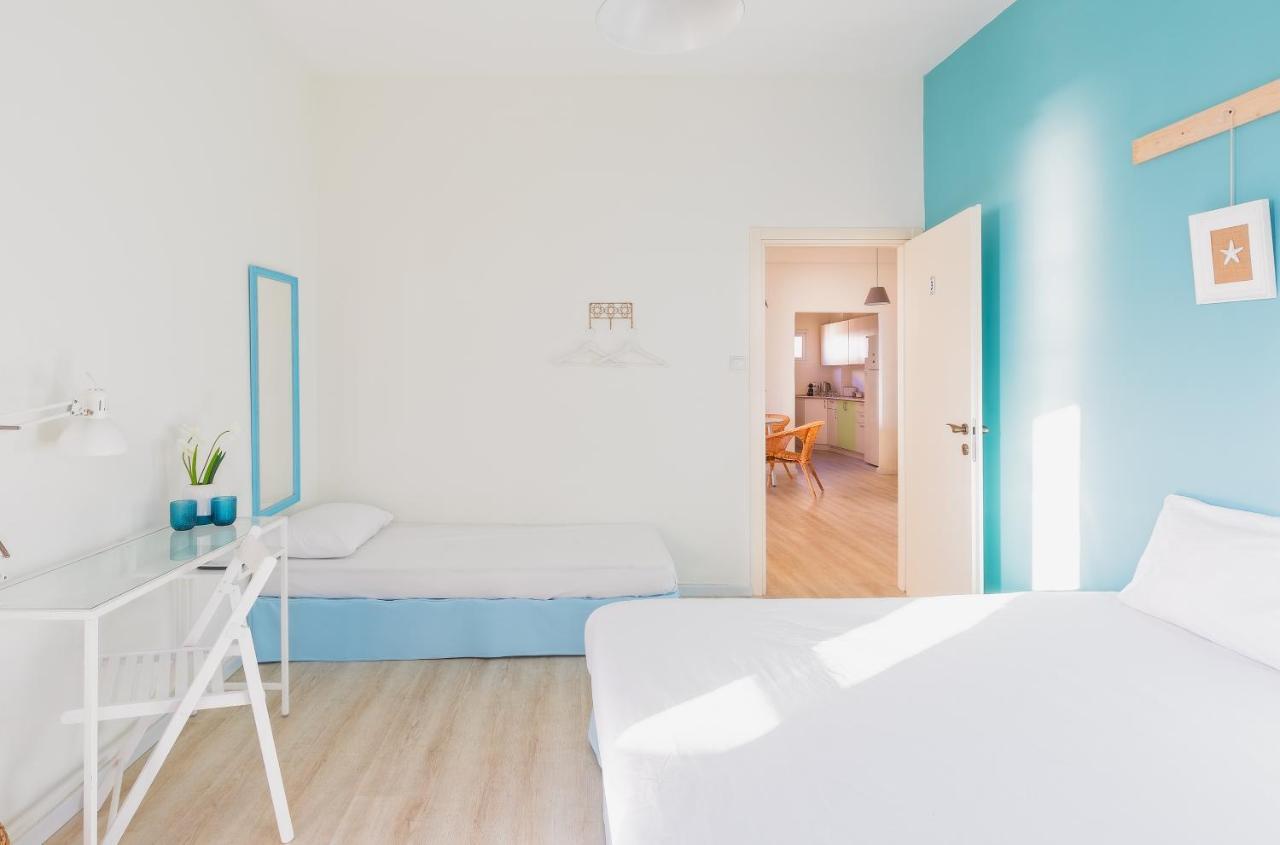 4 Bedroom Apartment On The Beach Tel Aviv Exterior foto